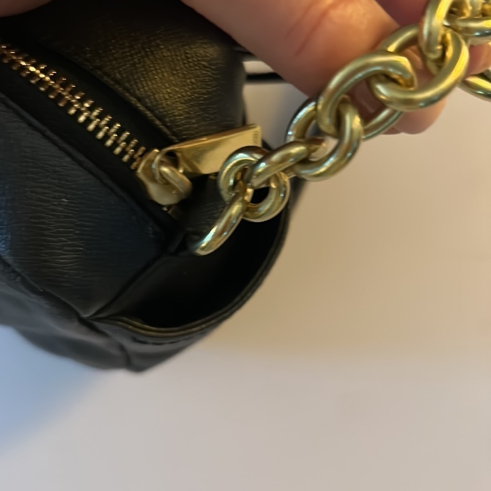 Coach Aby leather crossbody camera bag. - Picture 7 of 10